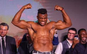 Фрэнсис Нганну - об уходе из UFC: "Я понял, каким мерзким может быть этот бизнес"