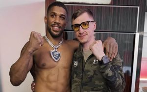 Сергей Лапин отреагировал на критику насчет работы команды Усика в углу Джошуа