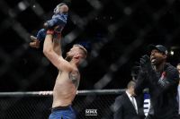 Дональд Серроне предложил Конору МакГрегору подраться на турнире UFC 239