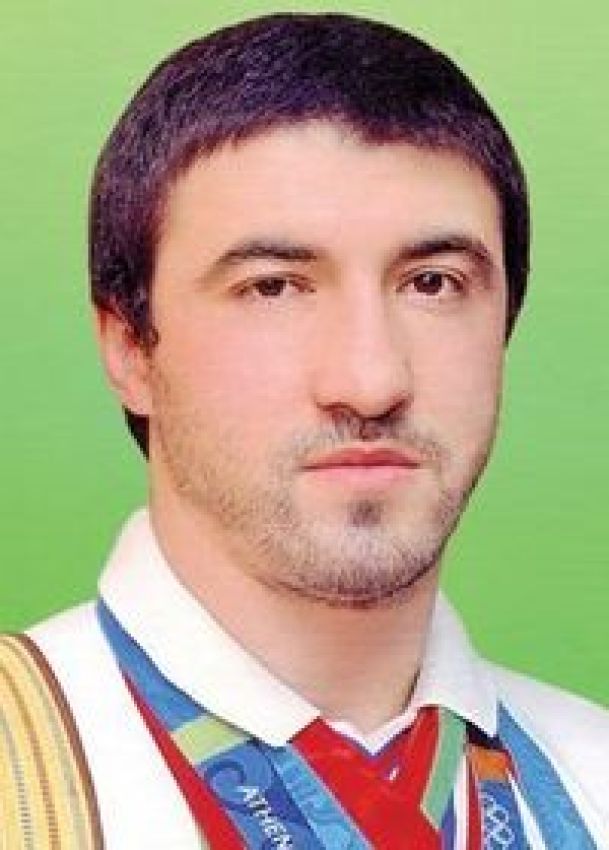 Гайдарбек Гайдарбеков - Олимпийский чемпион 2004 года по боксу