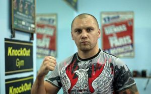 Гловацки подписал контракт с WBSS, Усик и Кудряшов - на подходе