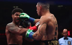 Шакур Стивенсон освободил титул WBC в легком весе
