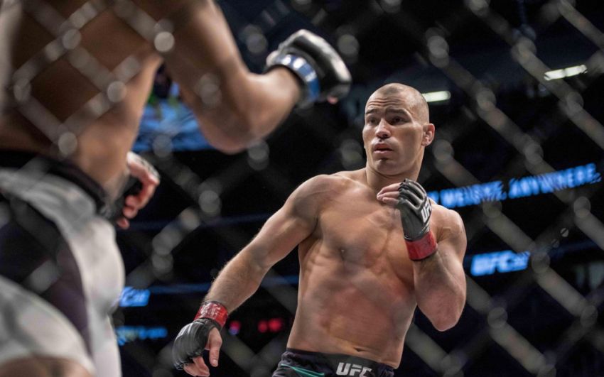 Артем Лобов хочет покинуть UFC и выступить в боксе