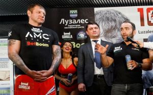Александр Шлеменко отреагировал на жесткий выпад Емельяненко в адрес Гаджиева: "Ему можно только посочувствовать"
