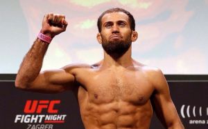 Майрбек Тайсумов надеется получить оппонента из топ-15 после UFC 242