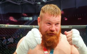 Артем Тарасов дал прогноз на бой Дацик - Джонсон