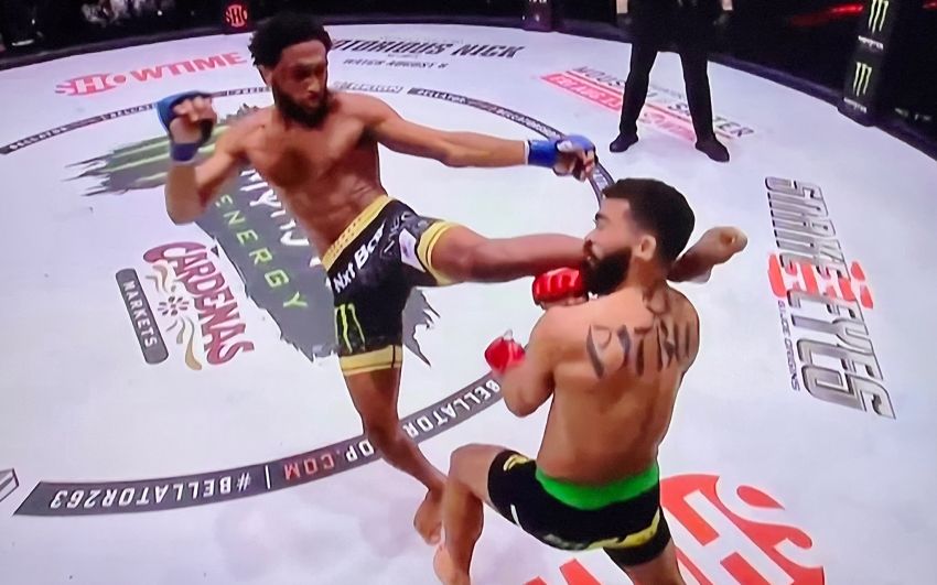Эй Джей МакКи "задушил" Патрисио Фрейре на Bellator 263