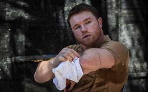 Карл Фрэмптон рассказал, каким образом Плант может побить Канело