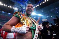 Маурисио Сулейман ответил, может ли WBC лишить Фьюри титула из-за срыва боя с Усиком