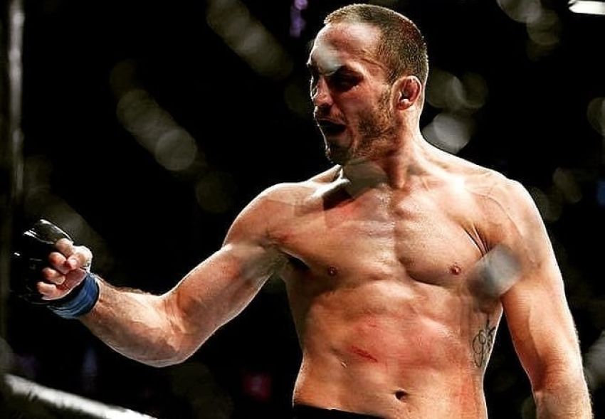 Энтони Рокко Мартин одолел Рамазана Эмеева на UFC Fight Night 163