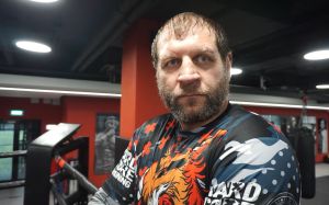 Менеджер Емельяненко рассказал, когда Александр будет готов вернуться к серьезным боям
