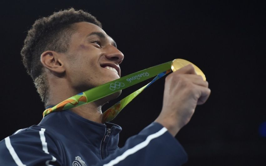 Тони Йока стал олимпийским чемпионом в супертяжелом весе