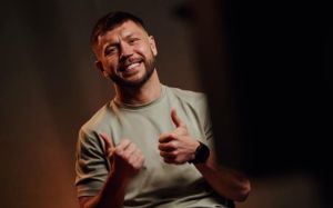 Кона Уокер вызвал Райана Гарсию: «В прошлом бою ты даже не встретился с лучшим полусредневесом Британии»