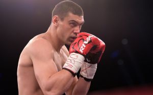 Евгений Тищенко включил себя в тройку лучших боксеров 2023 года