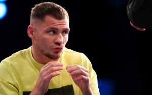Денис Беринчик рассказал о подготовке к бою с Кишоном Дэвисом