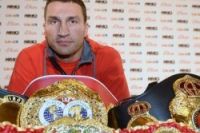 Команды Кличко и Джошуа не могут подписать контракт из-за WBA