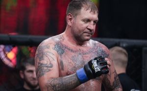 Сергей Харитонов назвал Александра Емельяненко куском пьяного говна