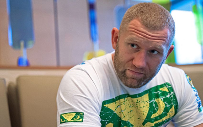 Сергей Харитонов ответил на слова Александра Емельяненко про "дырявого"