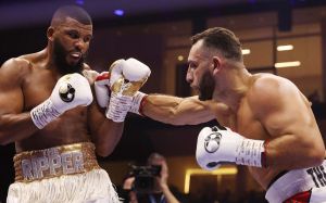 Баду Джек защитил титул WBC в бою с Ноэлем Микаэляном