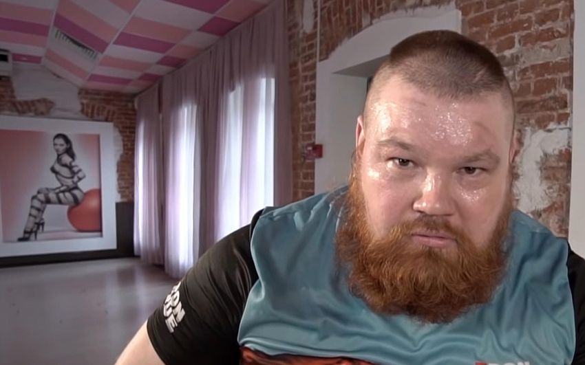 Вячеслав Дацик: "Мне не надо десятерых людей, я и так порву Емельяненко"