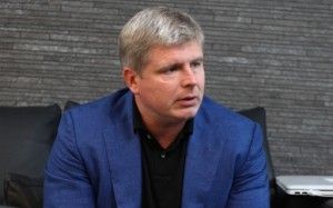 Рябинский: «Вячеслав Глазков скорее-всего станет чемпионом мира по версии IBF в эти выходные и будет серьезным игроком в дивизионе»
