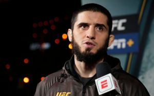 Ислам Махачев назвал настоящую причину срыва боя с Топурией на турнире UFC в Белом доме