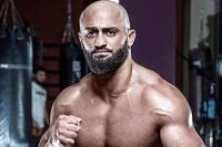 Адам Яндиев порвал связки и не сможет выступить на UFC 242