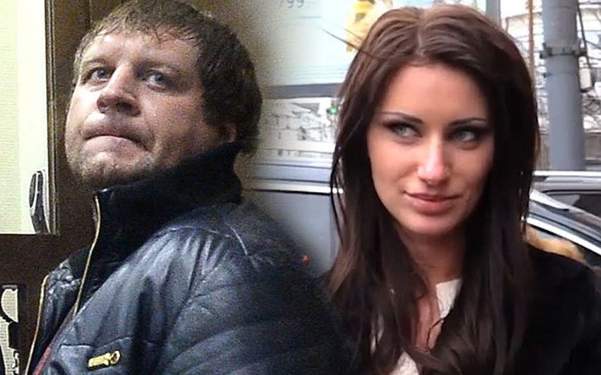 Александр Емельяненко помирился с бывшей женой Полиной Селедцовой