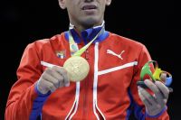 Золотой медалист олимпийский игр Робейси Рамирес подписал контракт с Top Rank