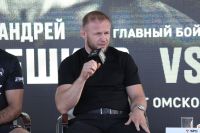 Шлеменко заявил, что не подал бы руку совершившему каминг-аут бойцу UFC: "Рукопожатие может быть последним для тебя"