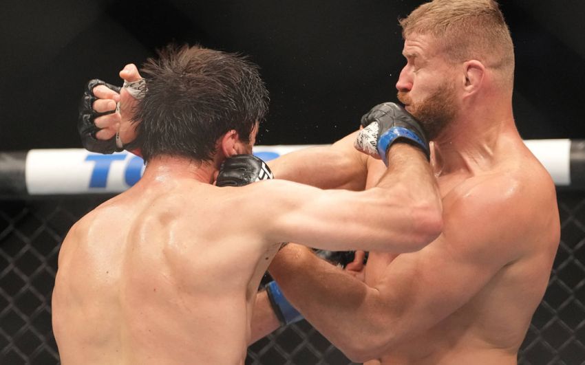 Тренер Исмаилова раскритиковал UFC за решение судей в бою Анкалаев - Блахович: "Стоит ли нашим бойцам вообще смотреть на эту организацию?"