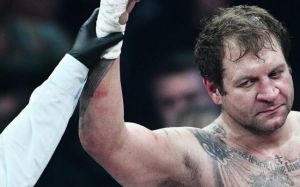 Камил Гаджиев: "Если Емельяненко в нормальной форме, то с Сантосом должен получиться конкурентный поединок"