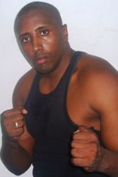 Edinei Ferreira Santos (Pernilongo)