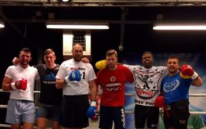 Фото: Хьюи Фьюри со спарринг партнерами