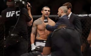Витор Белфорт получил травму колена во время подготовки к турниру UFC 224