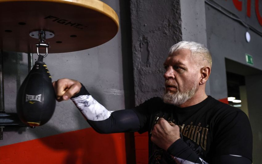Менеджер Александра Емельяненко рассказал о состоянии бойца после пьяного дебоша в аэропорту
