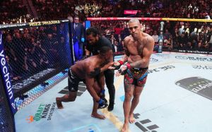 Слова Алекса Перейры после победы над Джамаалом Хиллом на UFC 300