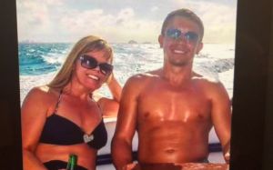 Головкин прошел взвешивание за 30 дней до боя
