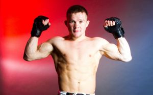 Петр Ян встретится с Дугласом Сильвой де Андраде на турнире UFC в Москве