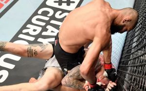 Хамзат Чимаев уничтожил Риса МакКи на UFC on ESPN 14
