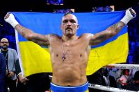 "Это бой, который он обязан провести": Эдди Хирн предсказал, с кем Усик подерется в конце года вместо Фьюри