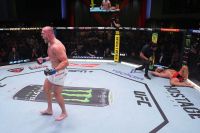 Сергей Спивак засабмитил Марчина Тыбуру в первом раунде на UFC on ESPN 61