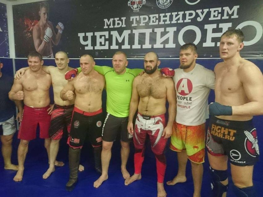 Как Волков и Харитонов вместе готовились к дебютам в UFC и Bellator 