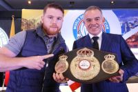 WBC и WBA считают Сауля Альвареса чистым бойцом 