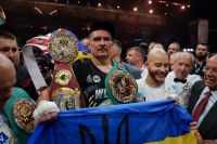 "Это мой подарок вам": Александр Усик объявил об отказе от титула IBF