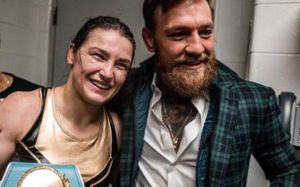 Конор Макгрегор поддержал свою соотечественницу, чемпионку мира по боксу Кэти Тейлор