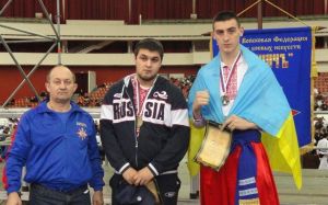 Украинский гигант дебютировал на профи-ринге с нокаутом в первом раунде