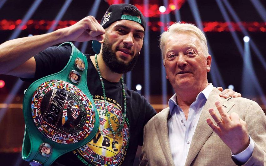 Фрэнк Уоррен раскритиковал Шираза за отказ от титула WBO