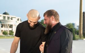 Хамзат Чимаев рассказал, как Кадыров спас его карьеру: "Он меня вернул"