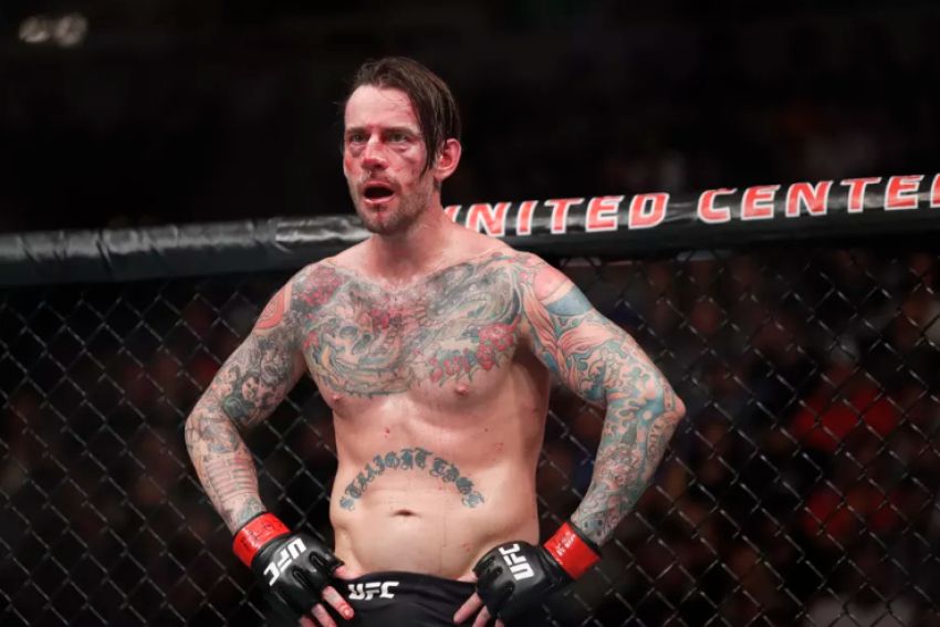 Джо Роган: "CM Punk — шоумен, у него нет спортивного таланта"